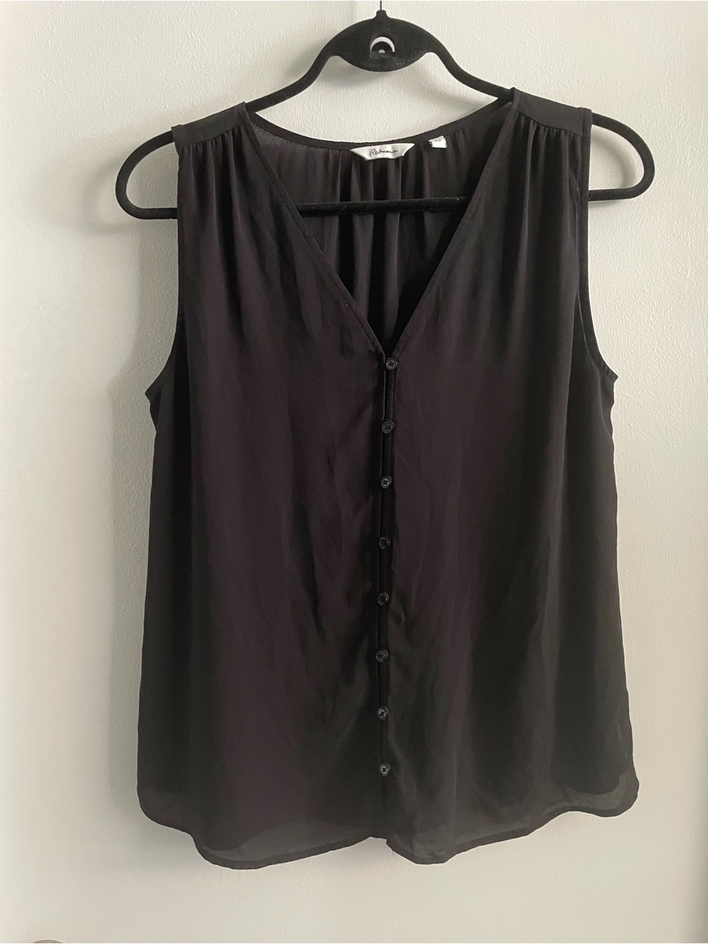 REITMANS Sleeveless V-Neck Button Front Top - Black